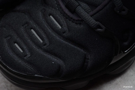 Plus 924453-004 Triple Black Nike Air  VaporMax 0925